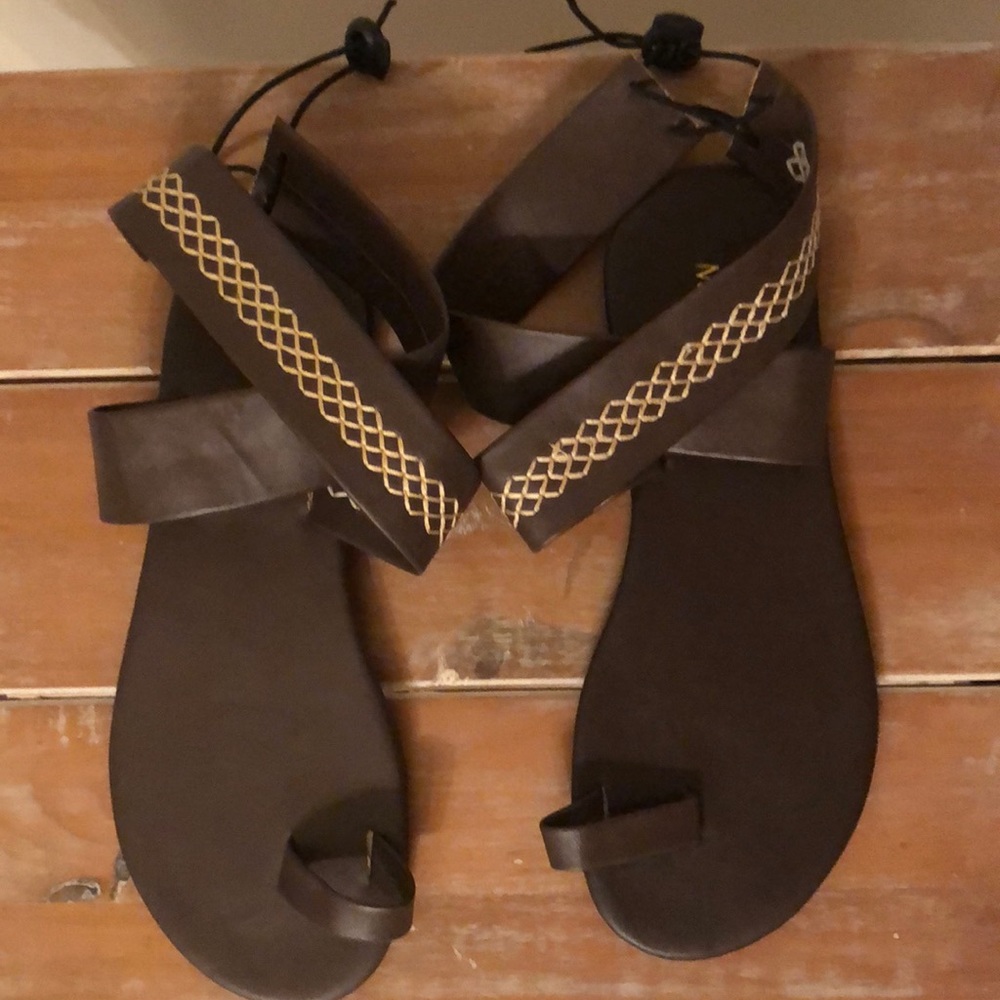 Morbarrz Brown PU Ankle Wrap Sandals Sz 38 NWOT